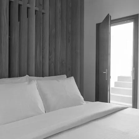 Di Capo - Santorini Old Winery Luxury Holiday home