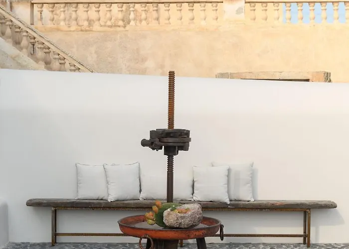 Di Capo - Santorini Old Winery Luxury