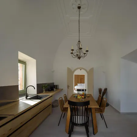Di Capo - Santorini Old Winery Luxury Ακρωτήρι