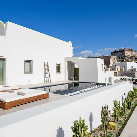 Di Capo - Santorini Old Winery Luxury Holiday home