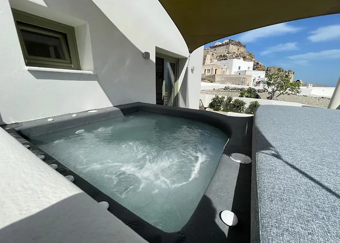 بيت للعطل Di Capo - Santorini Old Winery Luxury