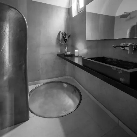 Di Capo - Santorini Old Winery Luxury