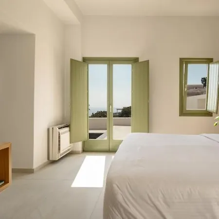 Di Capo - Santorini Old Winery Luxury Akrotírion