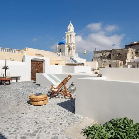 Di Capo - Santorini Old Winery Luxury Akrotírion