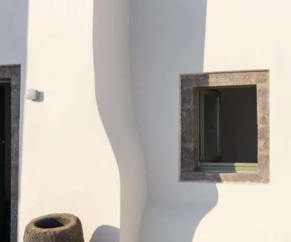 Di Capo - Santorini Old Winery Luxury *