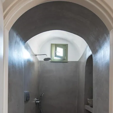 Di Capo - Santorini Old Winery Luxury Ακρωτήρι